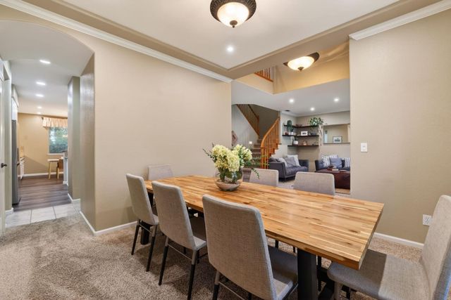 2836 Hillcrest Rd, Rocklin, CA 95765