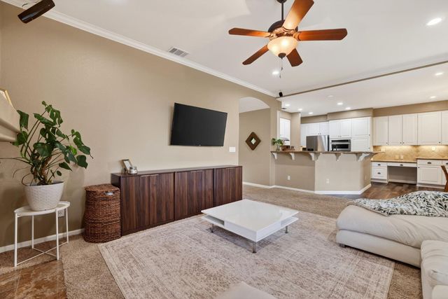 2836 Hillcrest Rd, Rocklin, CA 95765