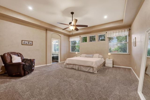 2836 Hillcrest Rd, Rocklin, CA 95765