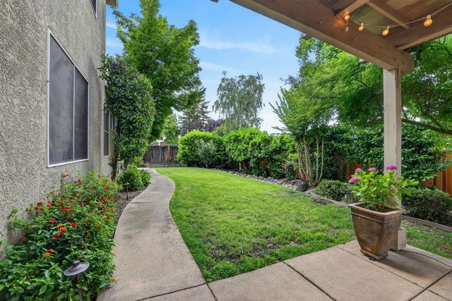 2836 Hillcrest Rd, Rocklin, CA 95765
