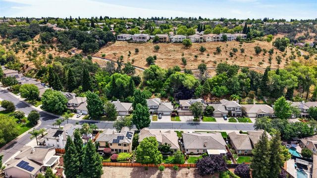 2836 Hillcrest Rd, Rocklin, CA 95765