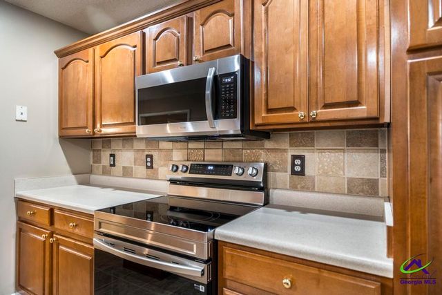 102 Ashton Court, Warner Robins, GA 31088