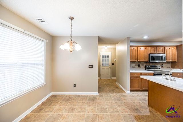 102 Ashton Court, Warner Robins, GA 31088
