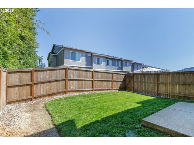 16737 Se REBSTOCK PARK Ln, Happy Valley, OR 97086