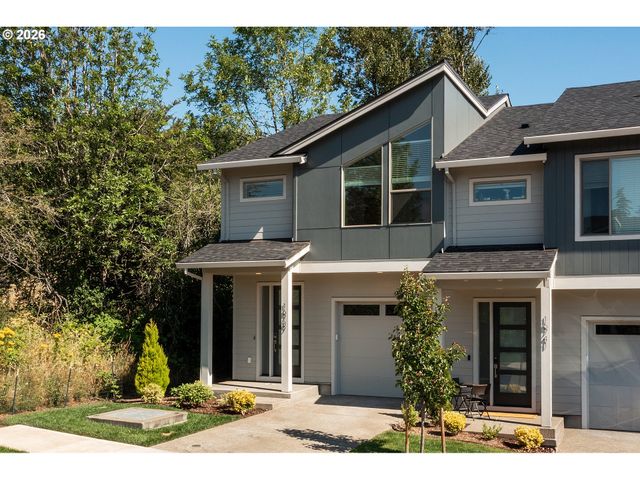 16737 Se REBSTOCK PARK Ln, Happy Valley, OR 97086