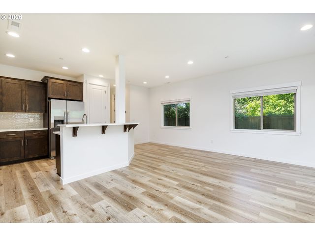 16737 Se REBSTOCK PARK Ln, Happy Valley, OR 97086