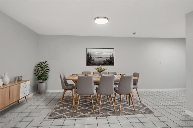 144 Thissell Avenue 6, Dracut, MA 01826