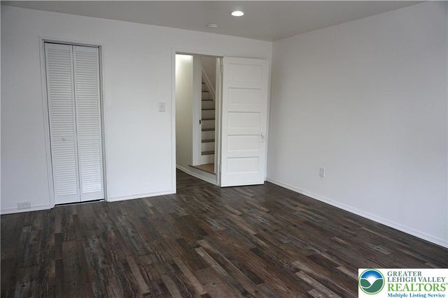 128 South west, Allentown City, PA 18102