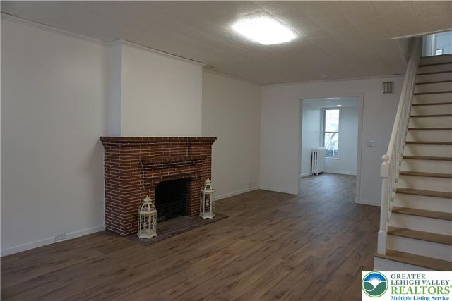 128 South west, Allentown City, PA 18102