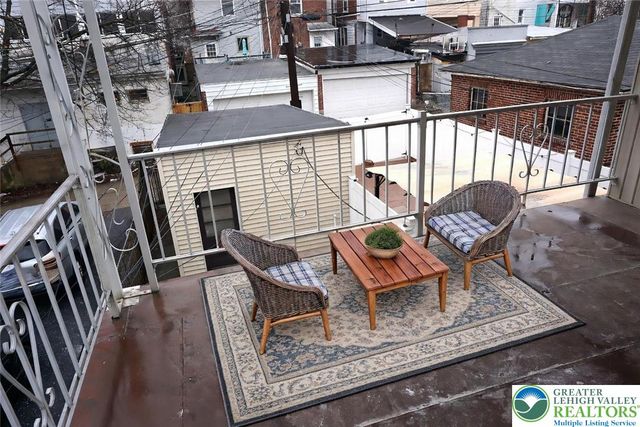 128 South west, Allentown City, PA 18102