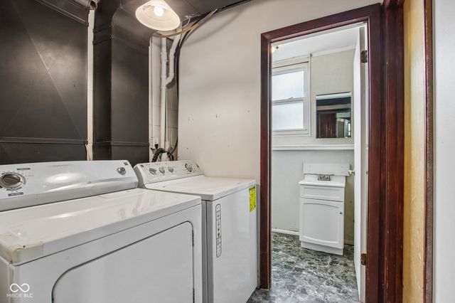 8319 Wysong Drive, Indianapolis, IN 46219