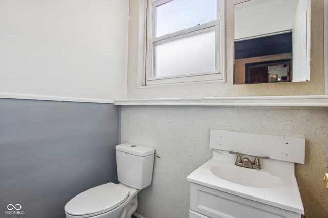 8319 Wysong Drive, Indianapolis, IN 46219