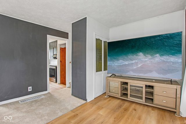 8319 Wysong Drive, Indianapolis, IN 46219