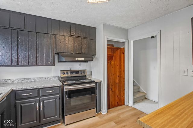 8319 Wysong Drive, Indianapolis, IN 46219