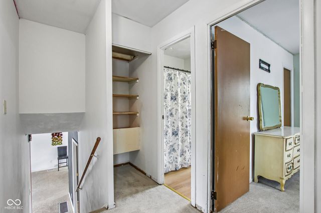 8319 Wysong Drive, Indianapolis, IN 46219