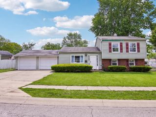 8319 Wysong Drive, Indianapolis, IN 46219