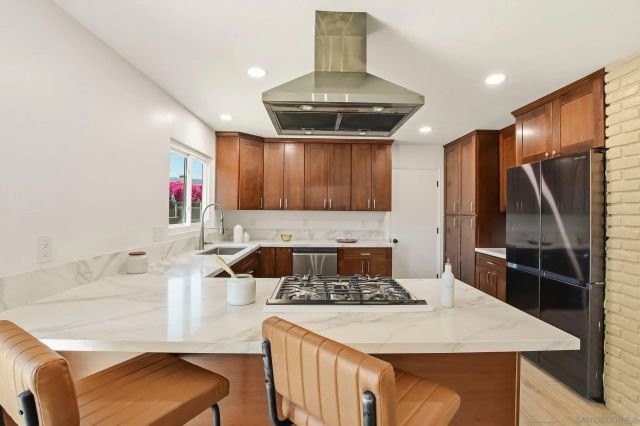9312 Burning Tree, Santee, CA 92071