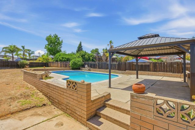 9312 Burning Tree, Santee, CA 92071