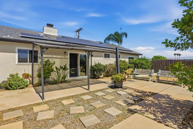 9312 Burning Tree, Santee, CA 92071