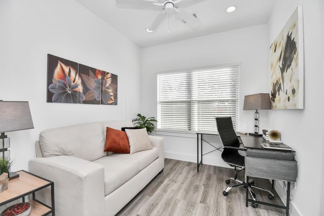 2008 Laverne Hollow Lane B, Houston, TX 77080