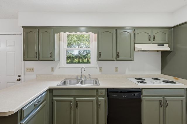 207 Fairmont Dr, Murfreesboro, TN 37129