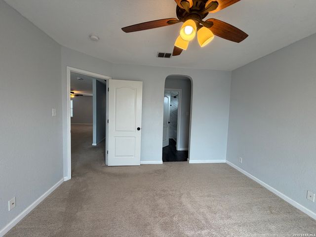 9747 JUSTICE LN, Converse, TX 78109