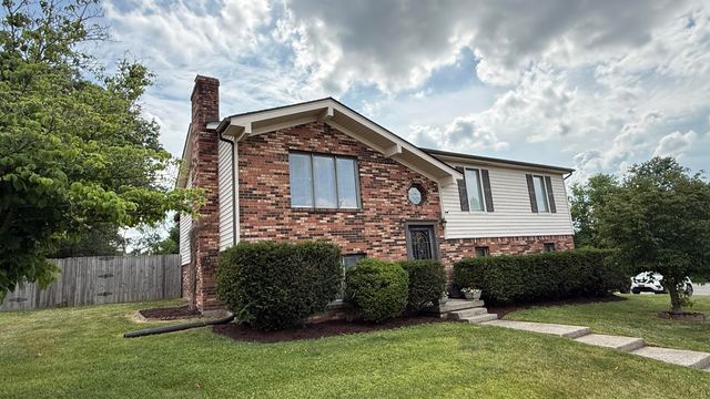 2225 Mercer Drive, Richmond, KY 40475