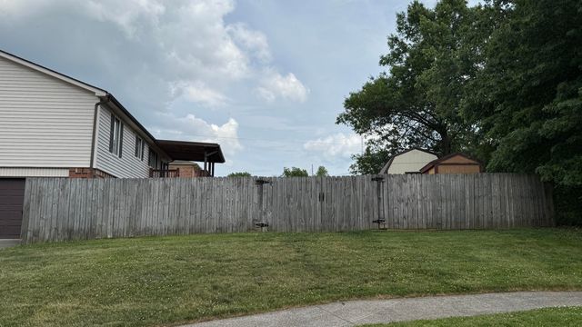 2225 Mercer Drive, Richmond, KY 40475