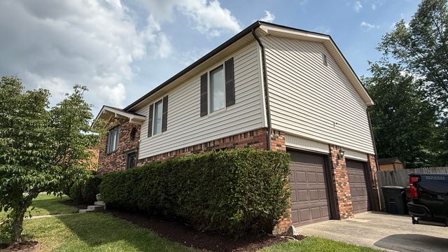 2225 Mercer Drive, Richmond, KY 40475