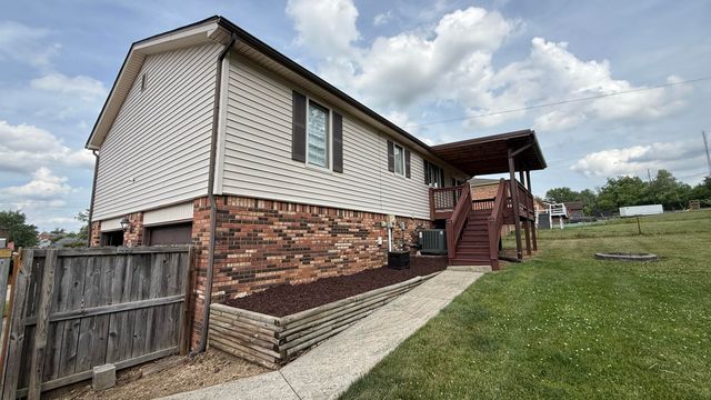 2225 Mercer Drive, Richmond, KY 40475