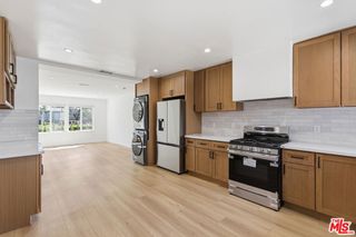 11671 Chandler Boulevard, Valley Village, CA 91601