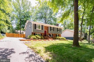 11821 RUTHERFORD DR, Fredericksburg, VA 22407