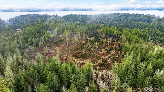 1809 208th Avenue SW, Lakebay, WA 98349
