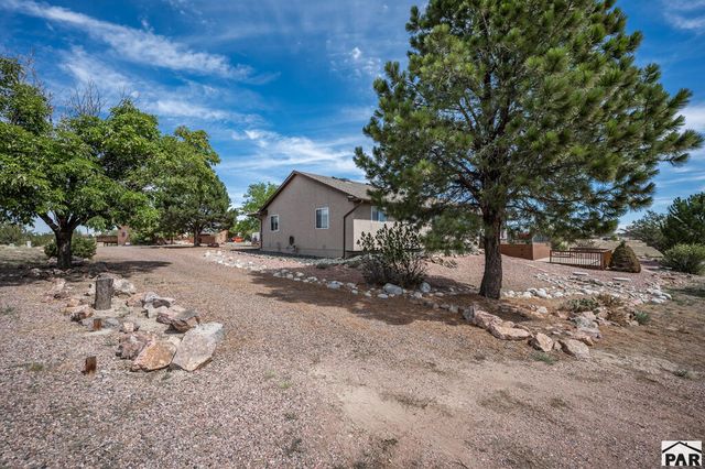 48 W Linden Ave, Pueblo West, CO 81007