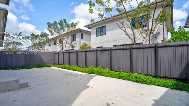 1168 NW 1st Street, Florida City, FL 33034