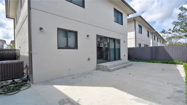 1168 NW 1st Street, Florida City, FL 33034
