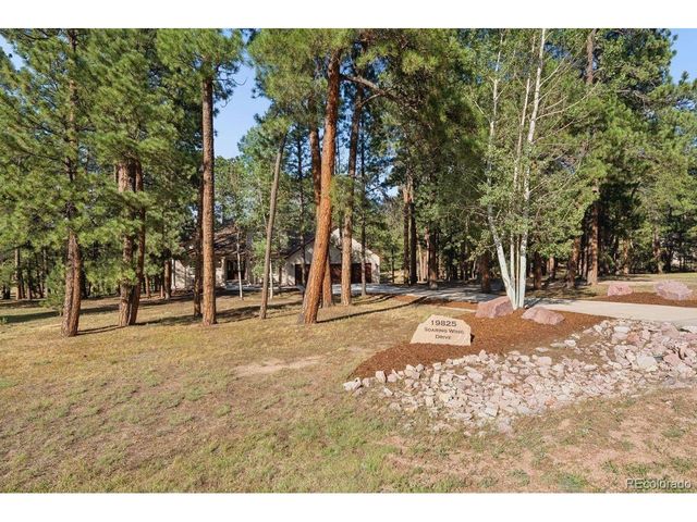 19825 Soaring Wing Dr, Colorado Springs, CO 80908