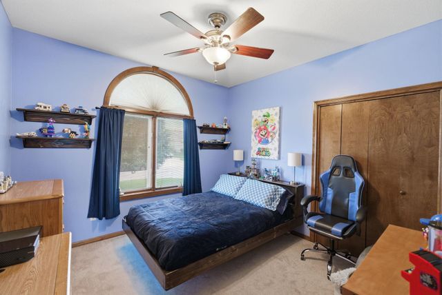 1285 N Forestview Ct, Wichita, KS 67235