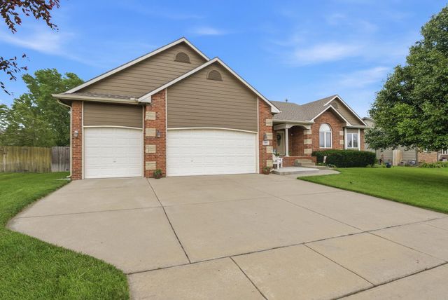 1285 N Forestview Ct, Wichita, KS 67235
