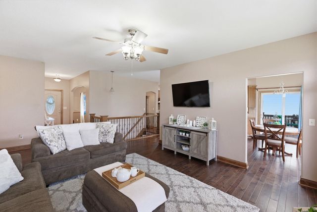 1285 N Forestview Ct, Wichita, KS 67235