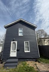 117 2nd Street, Girard, OH 44437