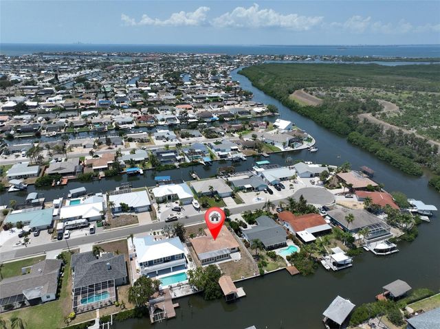 6523 KING PALM WAY, Apollo Beach, FL 33572