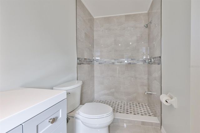 6523 KING PALM WAY, Apollo Beach, FL 33572