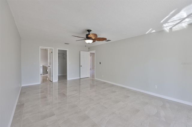 6523 KING PALM WAY, Apollo Beach, FL 33572