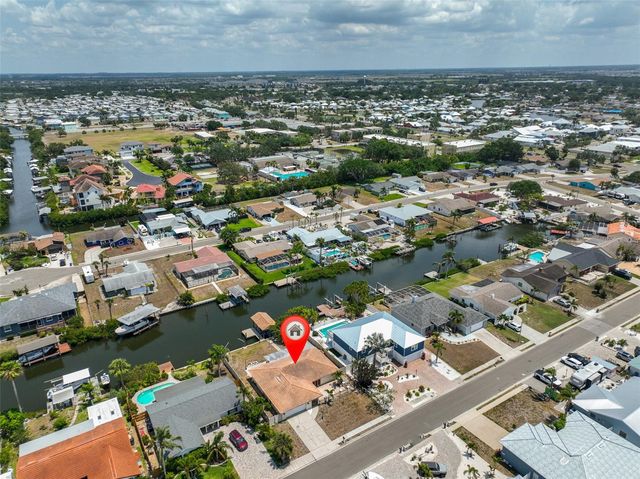 6523 KING PALM WAY, Apollo Beach, FL 33572