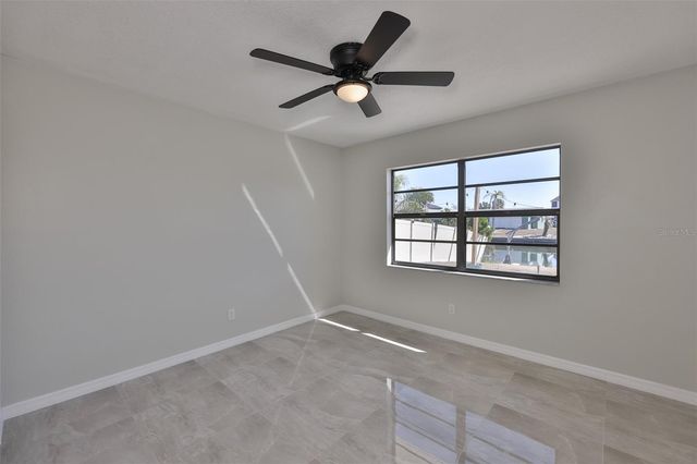 6523 KING PALM WAY, Apollo Beach, FL 33572