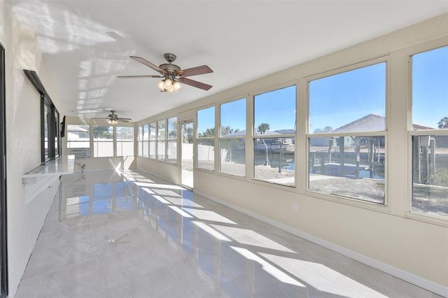 6523 KING PALM WAY, Apollo Beach, FL 33572