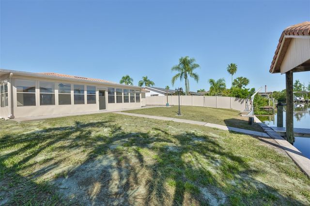 6523 KING PALM WAY, Apollo Beach, FL 33572