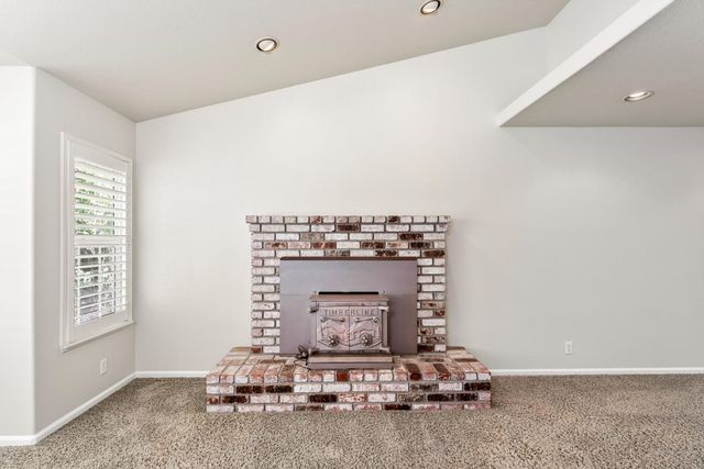 2861 Vi Ct, Yuba City, CA 95993