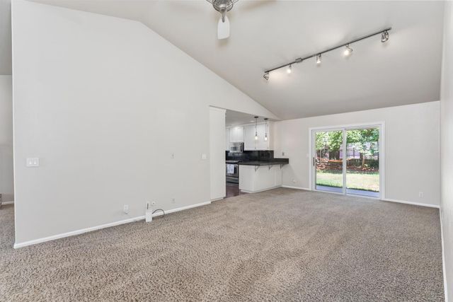 2861 Vi Ct, Yuba City, CA 95993